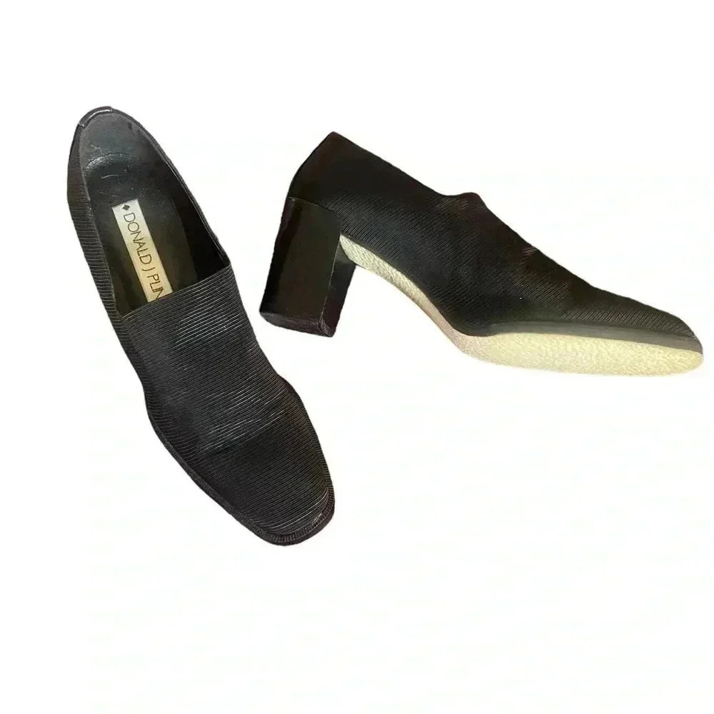 Donald Pliner Black Stretch Fabric Pumps Size 71/2 Narrow